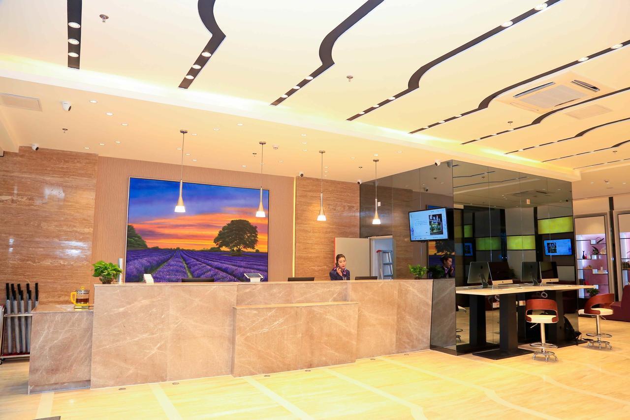 Lavande Hotel Baiyun International Airport Branch Quảng Châu Ngoại thất bức ảnh